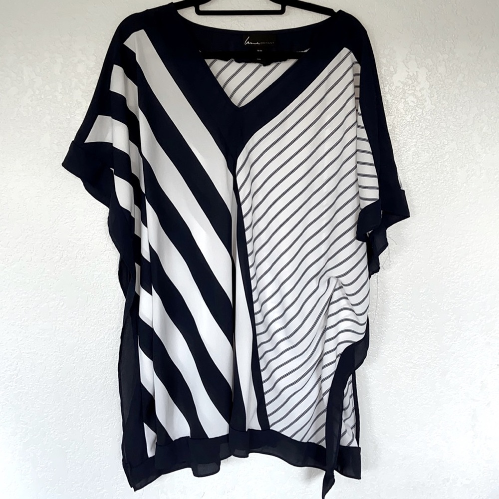 Lane Bryant White and Navy Draped Blouse with Diagonal Stripes. Size 18/20.